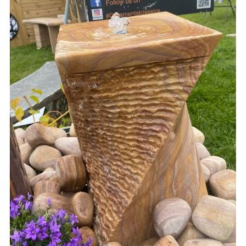 Chubby Rainbow Twist Fountain Water Feature with 2 Cascading Sides with Pump, Light, Reservoir and Grid - L25 x W25 x H40 cm