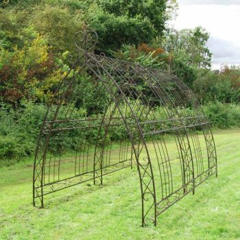Gothic Tunnel - L406 x W243 x H332 cm - Bronze