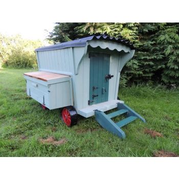 Shepherds Hut Hen House - Painted - Green