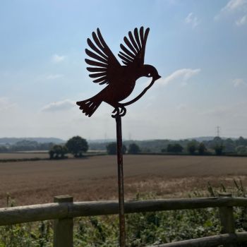 Flying Robin on 5 Feet Pole (Pack of 3) - Bare Metal/Ready to Rust - W15 x H168 cm